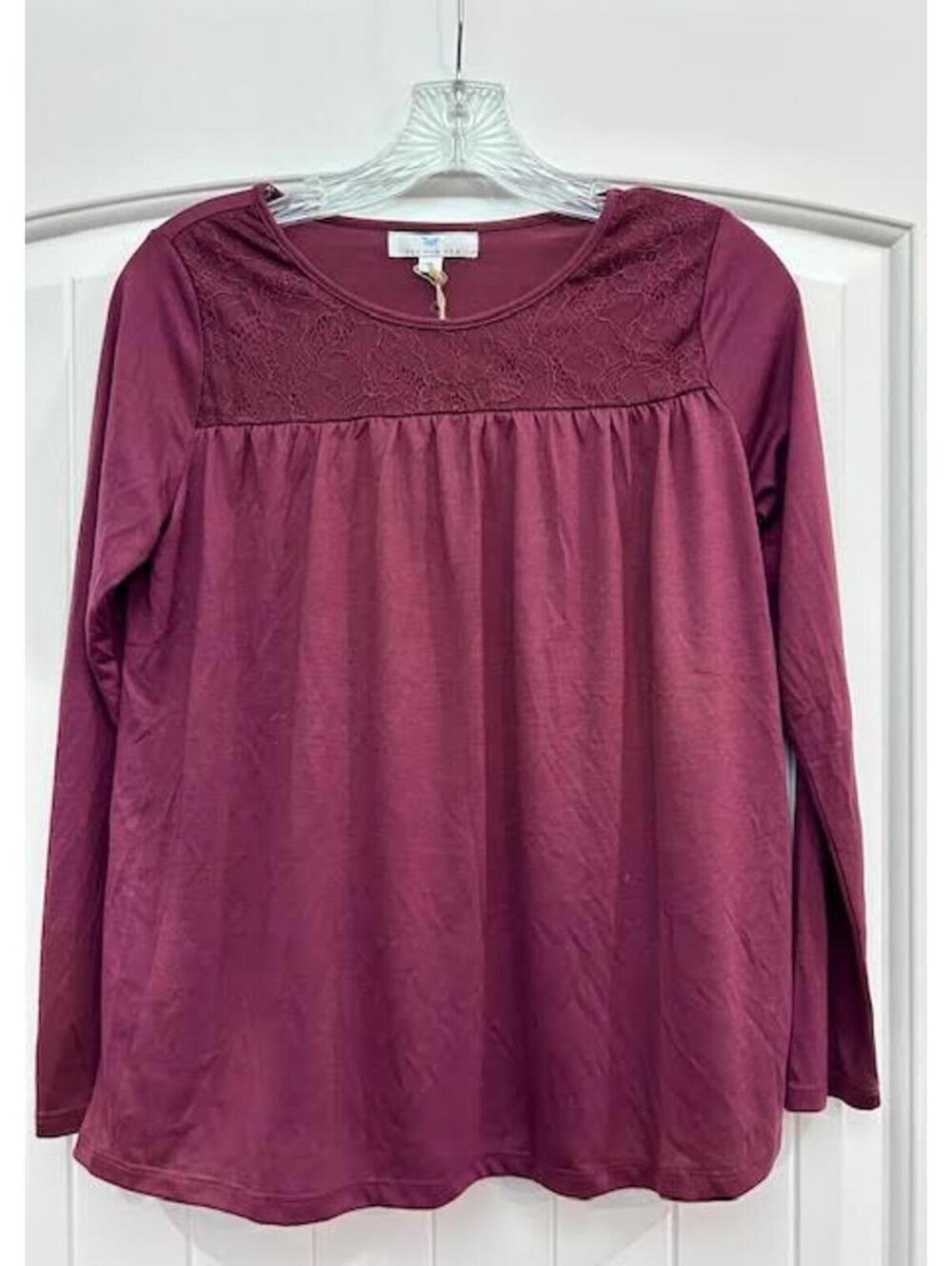 Peyton Bre Mulberry Girl's Lace Detail Top 16 NWT